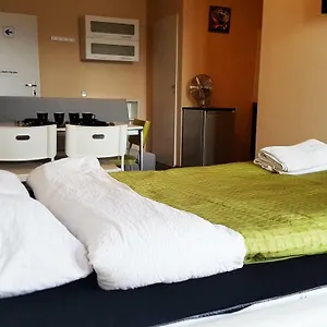 Walk Distance To Mokotow Business Park Varsovia